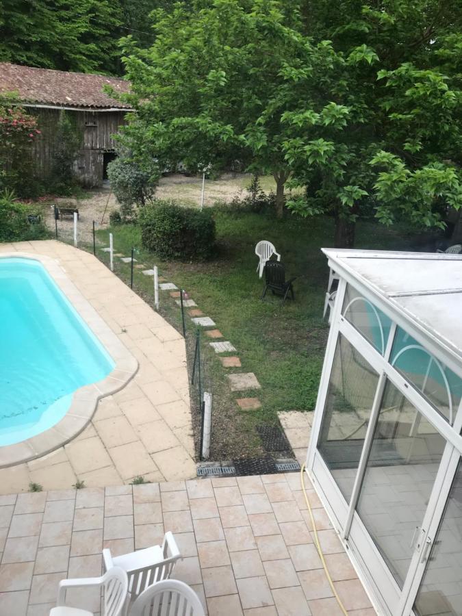 Tizac-De-Lapouyade, Piscine 35 Km De Bordeaux Vila Exterior foto